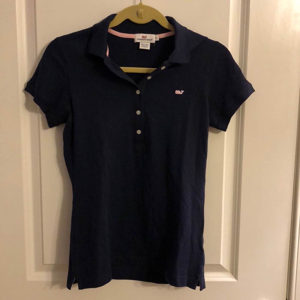 BRAND NEW, NEVER WORN. Navy Vineyard Vines polo